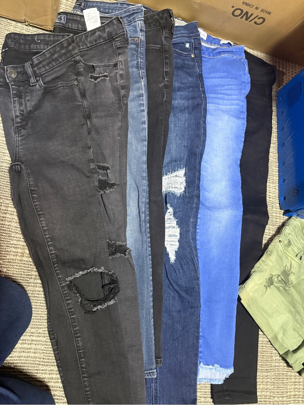 Mixed Women's Skinny Jeans Bundle - Black, Dark Wash, Blue, Royal
